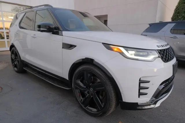 2025 Land Rover Discovery P360 Dynamic SE