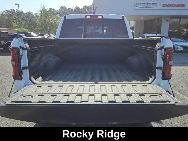 2026 Ram 1500 Big Horn Crew Cab 4x4 5'7" Box
