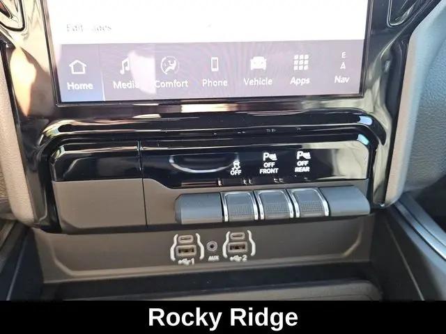 2026 Ram 1500 Big Horn Crew Cab 4x4 5'7" Box