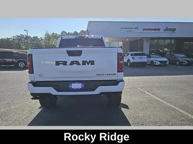 2026 Ram 1500 Big Horn Crew Cab 4x4 5'7" Box