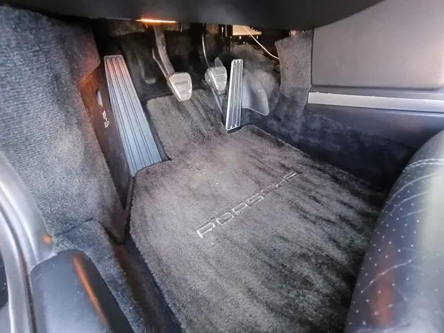 2005 Porsche 911 Carrera S