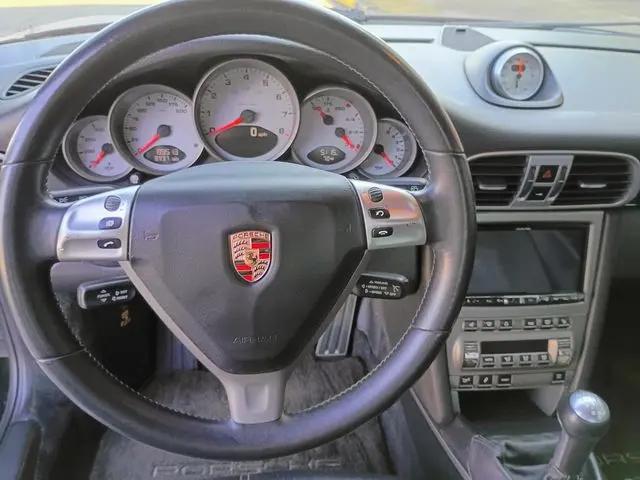 2005 Porsche 911 Carrera S