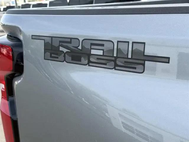2026 Chevrolet Silverado 2500HD Crew Cab, Standard Bed, LT, 4WD