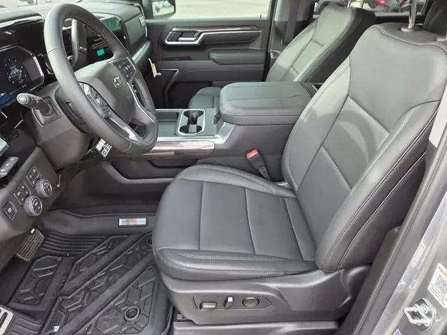 2026 Chevrolet Silverado 2500HD Crew Cab, Standard Bed, LTZ, 4WD