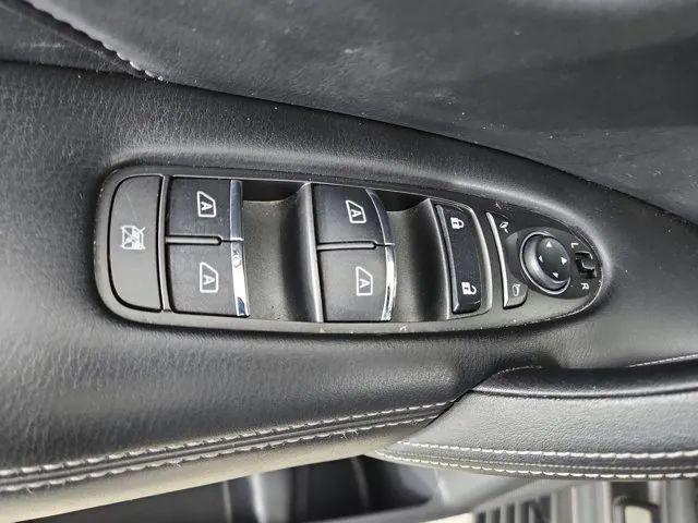 2024 INFINITI QX80 LUXE AWD