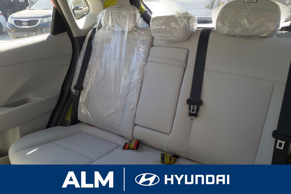 New 2026 Orange Hyundai SEL Sport FWD image 15
