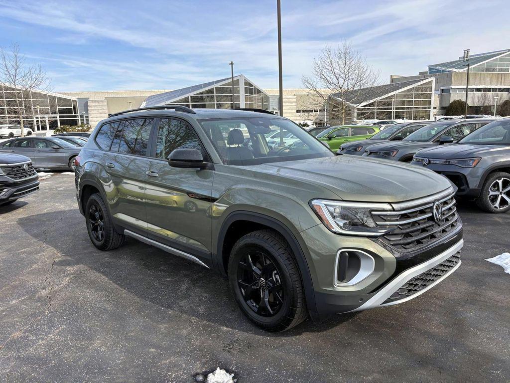 /2025 Volkswagen Atlas