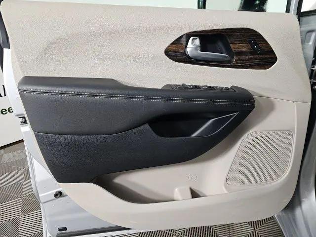 2024 Chrysler Pacifica Limited