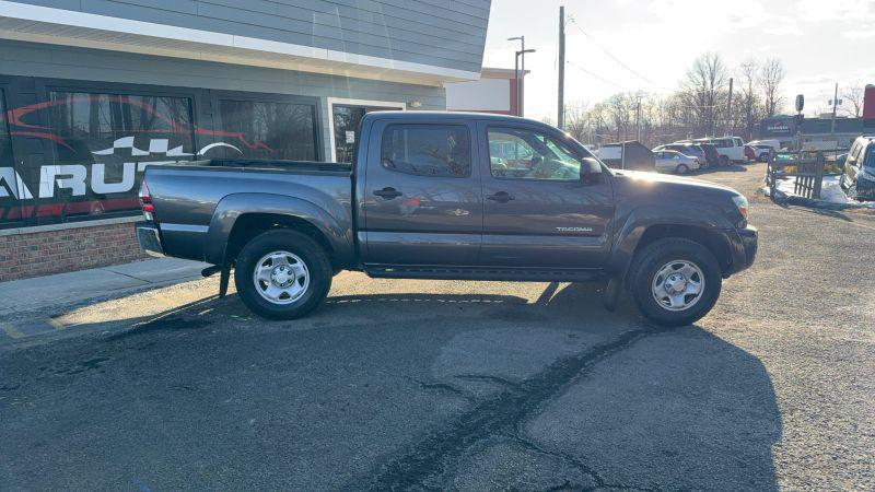 2011 Toyota Tacoma Base V6