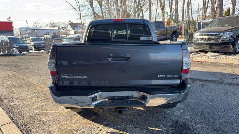 2011 Toyota Tacoma Base V6