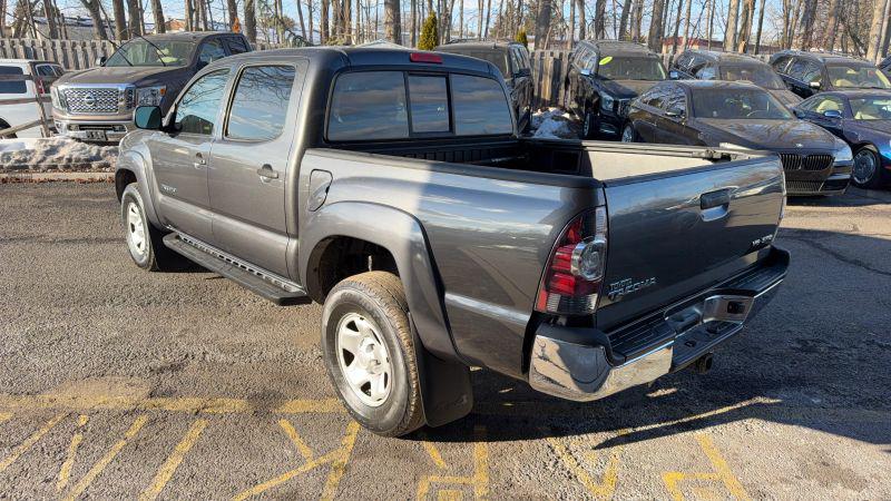 2011 Toyota Tacoma Base V6