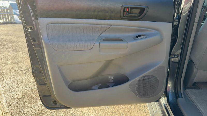 2011 Toyota Tacoma Base V6