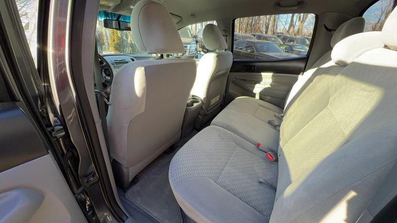 2011 Toyota Tacoma Base V6