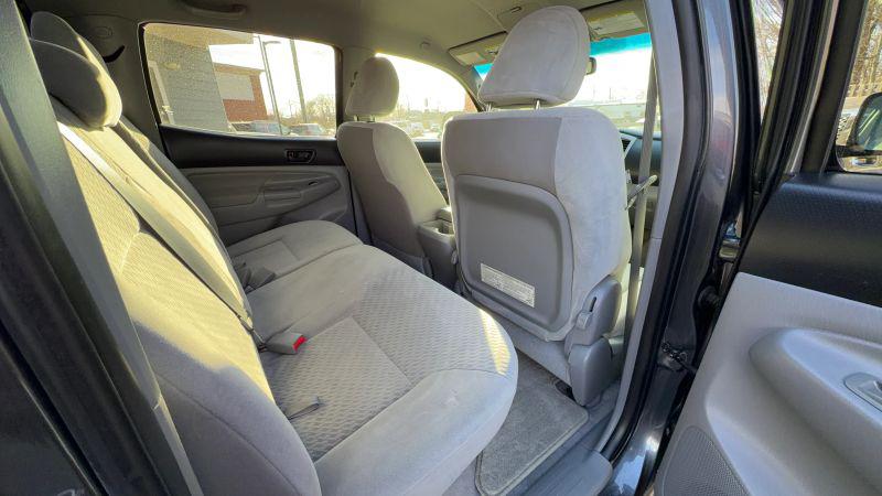 2011 Toyota Tacoma Base V6