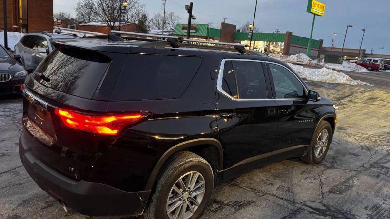 2022 Chevrolet Traverse AWD LT Cloth