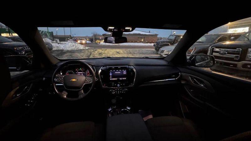 2022 Chevrolet Traverse AWD LT Cloth