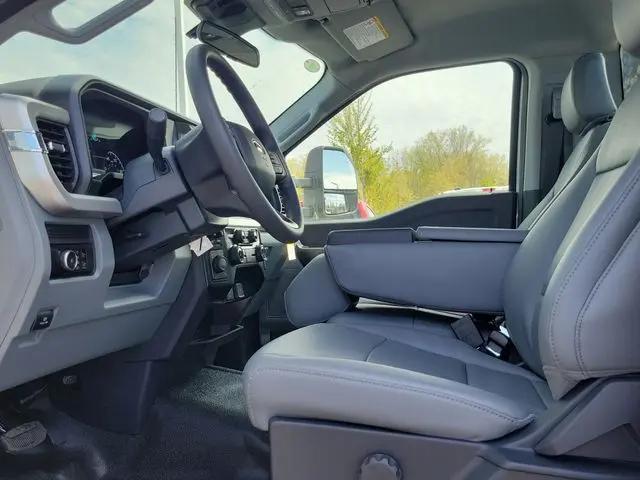 2026 Ford 600 XL
