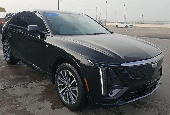 2024 Cadillac iQ Sport w/1SF