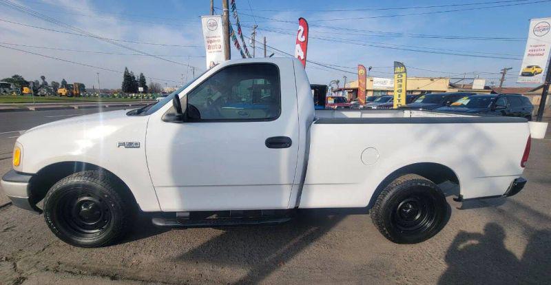 1999 Ford F-150 Base