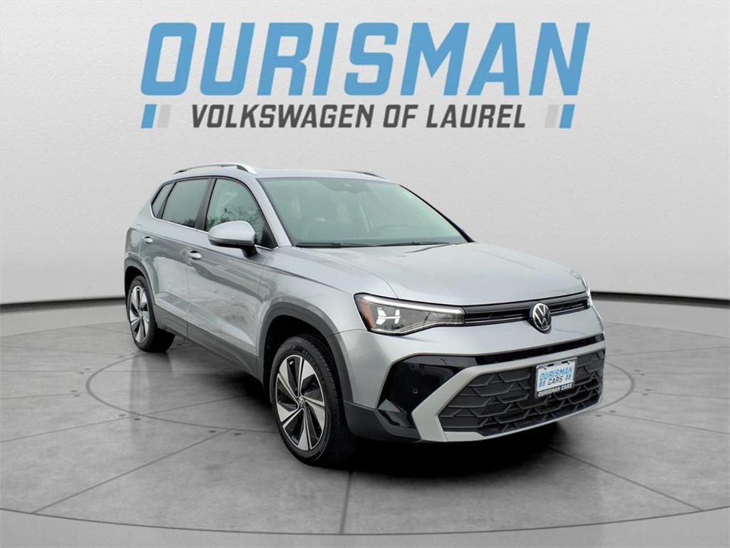 2025 Volkswagen Taos SE