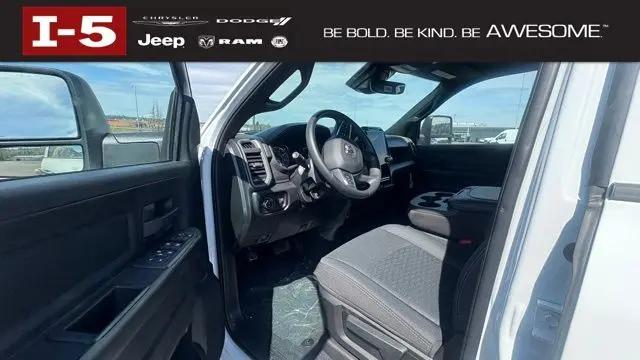 2026 Ram 3500 Tradesman Crew Cab 4x4 8' Box