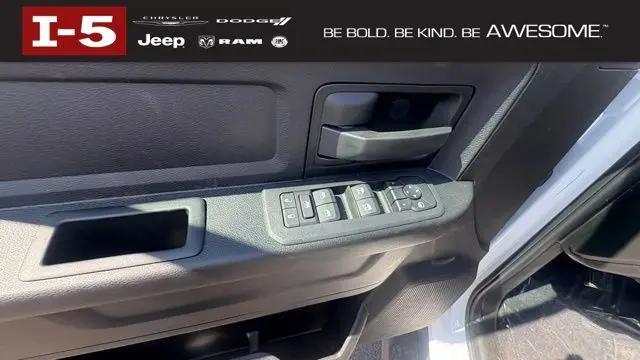 2026 Ram 3500 Tradesman Crew Cab 4x4 8' Box