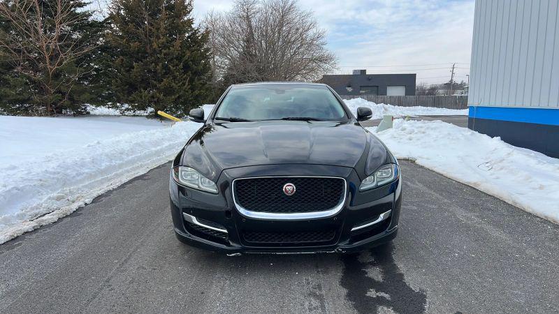 2016 Jaguar XJ Supercharged