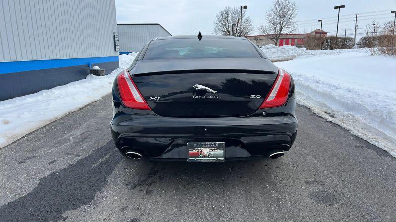 2016 Jaguar XJ Supercharged
