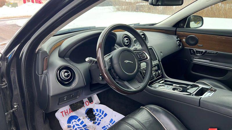 2016 Jaguar XJ Supercharged