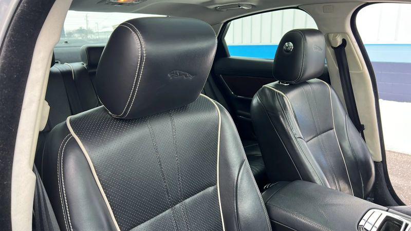 2016 Jaguar XJ Supercharged