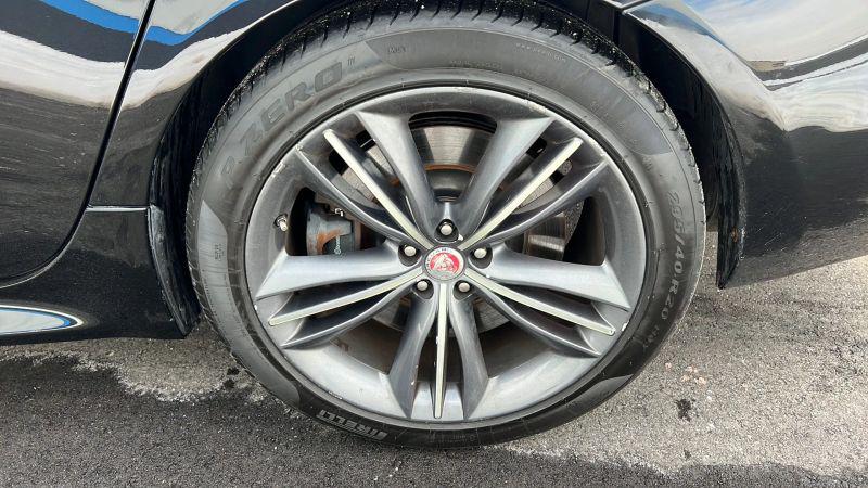 2016 Jaguar XJ Supercharged