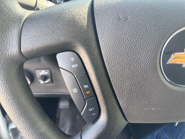 2025 Chevrolet Express Cutaway 4500 Van