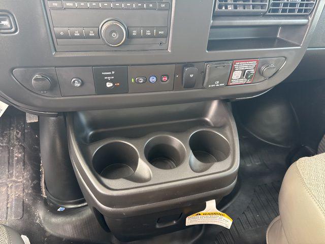 2025 Chevrolet Express Cutaway 4500 Van