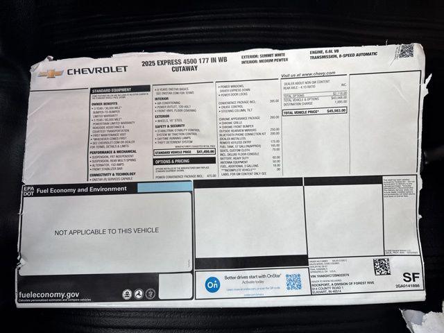2025 Chevrolet Express Cutaway 4500 Van