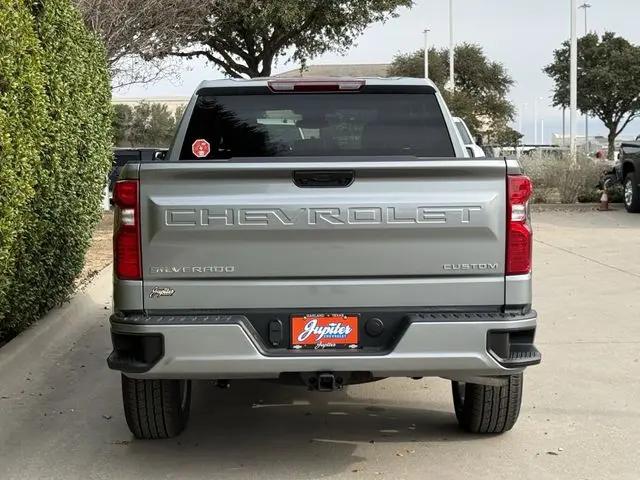2026 Chevrolet Silverado 1500 2WD Crew Cab Short Bed Custom