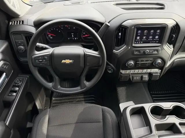 2026 Chevrolet Silverado 1500 2WD Crew Cab Short Bed Custom