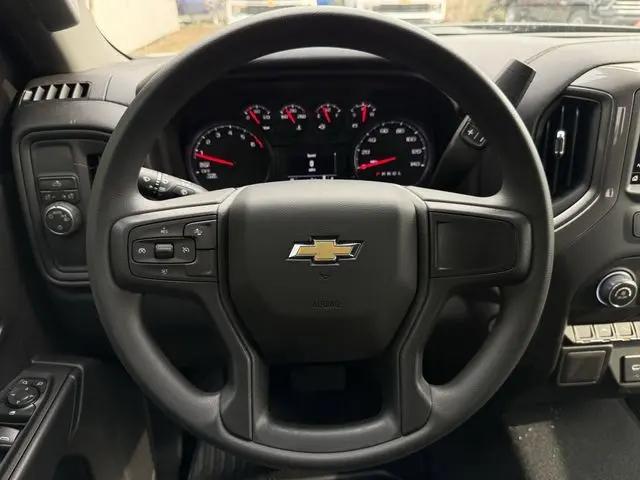 2026 Chevrolet Silverado 1500 2WD Crew Cab Short Bed Custom