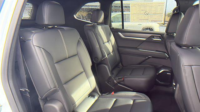 2026 GMC Acadia Elevation AWD