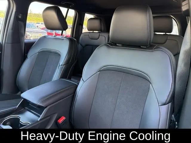 2026 Jeep Grand Cherokee Altitude 4x2