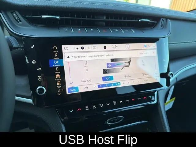 2026 Jeep Grand Cherokee Altitude 4x2