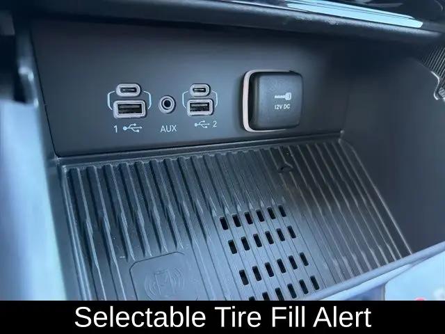 2026 Jeep Grand Cherokee Altitude 4x2