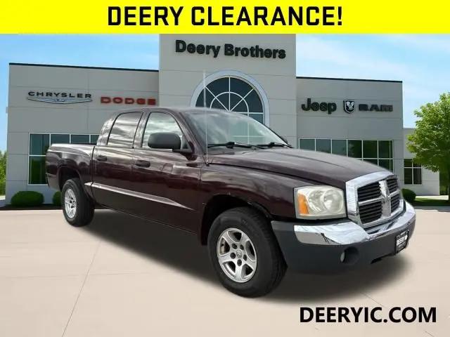 2005 Dodge Dakota SLT for sale in Iowa City, IA