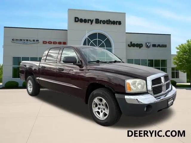 2005 Dodge Dakota SLT for sale in Iowa City, IA