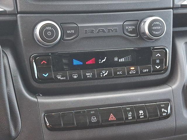 2024 Ram ProMaster 2500 Cargo Van Tradesman High Roof 136" WB w/Pass Seat
