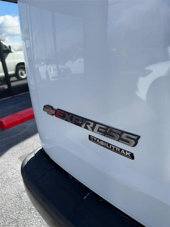 2016 Chevrolet Express Work Van