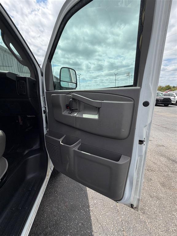 2017 Chevrolet Express Work Van