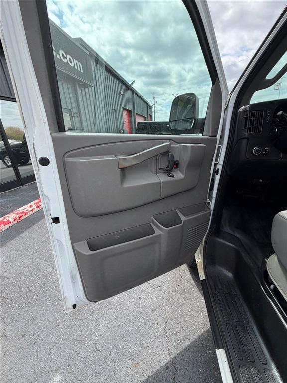 2017 Chevrolet Express Work Van