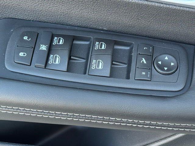 2026 Chrysler Pacifica Limited AWD