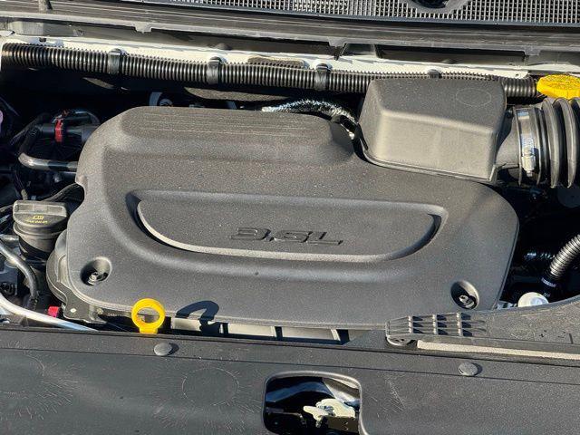 2026 Chrysler Pacifica Limited AWD