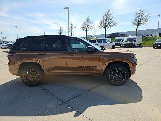 2026 Jeep Grand Cherokee Summit 4x4